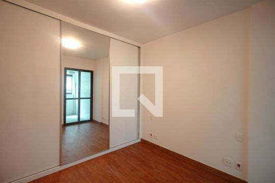 Suite 1 de apartamento à venda com 2 quartos, 95m² em Serra, Belo Horizonte