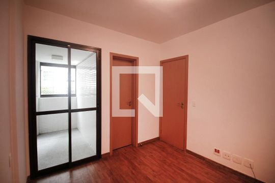 Suite 1 de apartamento à venda com 2 quartos, 95m² em Serra, Belo Horizonte