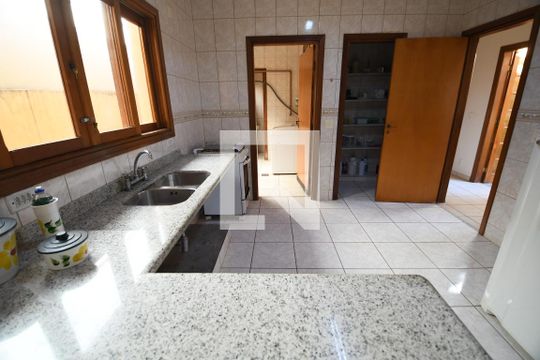 Cozinha de casa à venda com 3 quartos, 300m² em Loteamento Parque das Hortências (sousas), Campinas