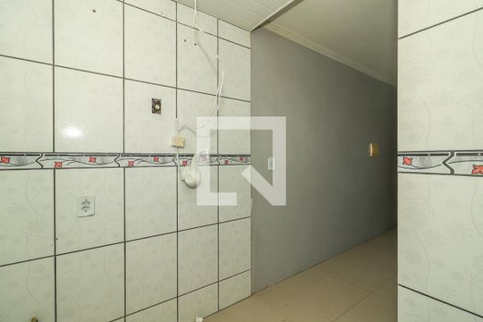 Cozinha de apartamento à venda com 2 quartos, 38m² em Mário Quintana, Porto Alegre