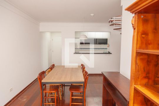 Sala de apartamento à venda com 2 quartos, 147m² em Vila Sofia, São Paulo