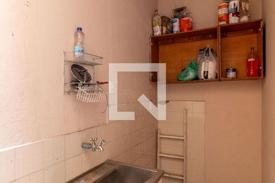 Área de Serviço de casa para alugar com 3 quartos, 184m² em Vila Hamburguesa, São Paulo