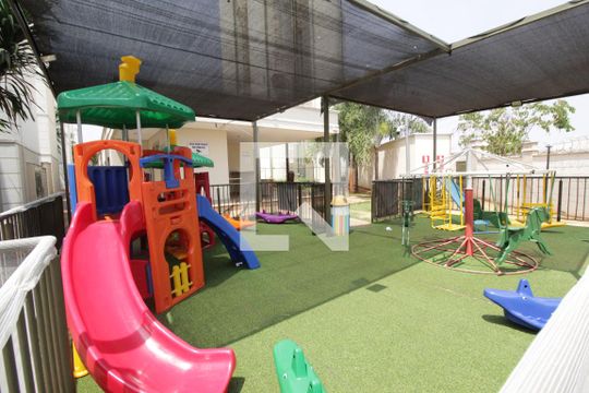 Área comum - Playground de apartamento para alugar com 2 quartos, 45m² em Shopping Park, Uberlândia