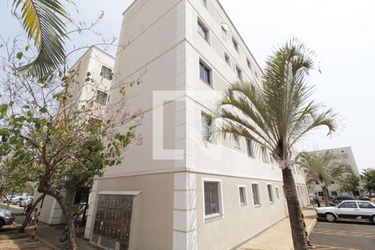 Fachada de apartamento para alugar com 2 quartos, 45m² em Shopping Park, Uberlândia
