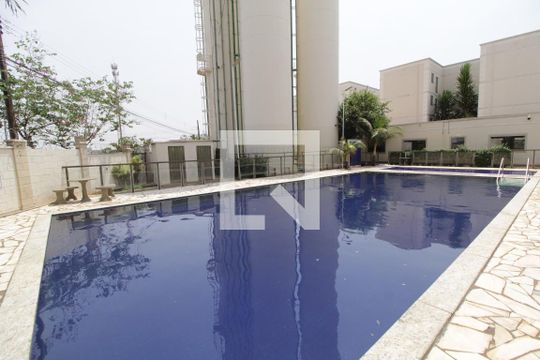 Área comum - Piscina de apartamento para alugar com 2 quartos, 45m² em Shopping Park, Uberlândia