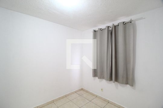 Quarto 1 de apartamento para alugar com 2 quartos, 45m² em Shopping Park, Uberlândia
