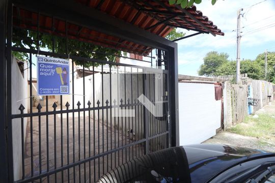 Fachada de casa à venda com 3 quartos, 170m² em Niterói, Canoas