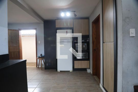 Cozinha - Armários de casa à venda com 3 quartos, 170m² em Niterói, Canoas