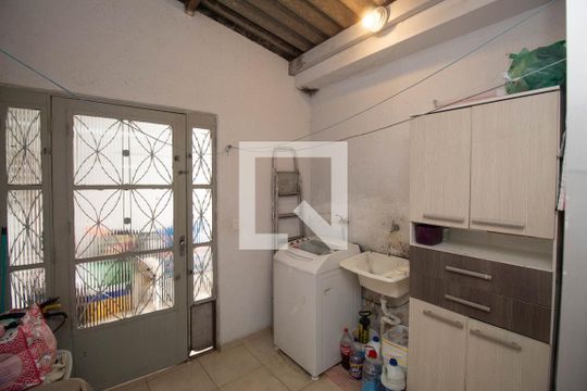 Área de Serviço de casa à venda com 4 quartos, 180m² em Parque Novo Mundo, São Paulo
