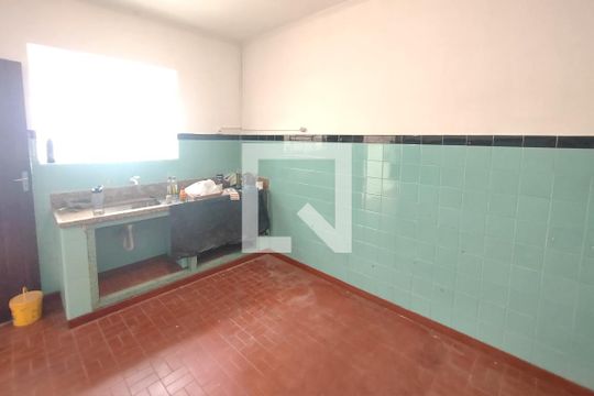 Cozinha de casa para alugar com 2 quartos, 100m² em Barcelona, São Caetano do Sul