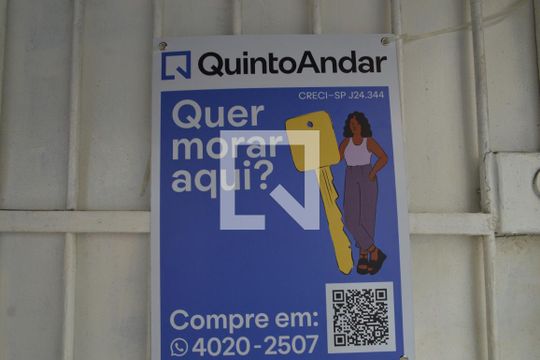 Plaquinha de casa à venda com 2 quartos, 110m² em Vila Mariana, São Paulo