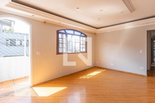 Casa 1 - sala  de casa à venda com 5 quartos, 343m² em Taboão, Diadema