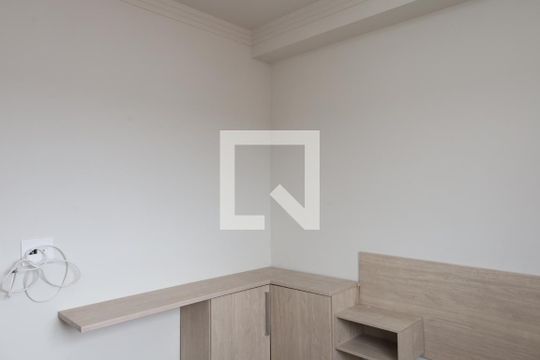 Quarto 1 de apartamento à venda com 2 quartos, 43m² em Vila Carmosina, São Paulo