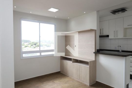 Apartamento à venda com 2 quartos, 43m² em Vila Carmosina, São Paulo