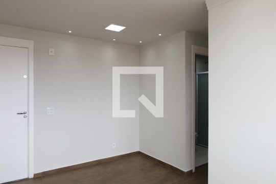 Sala de apartamento à venda com 2 quartos, 43m² em Vila Carmosina, São Paulo
