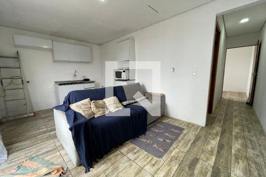Casa para alugar com 2 quartos, 60m² em Jardim Arpoador, São Paulo