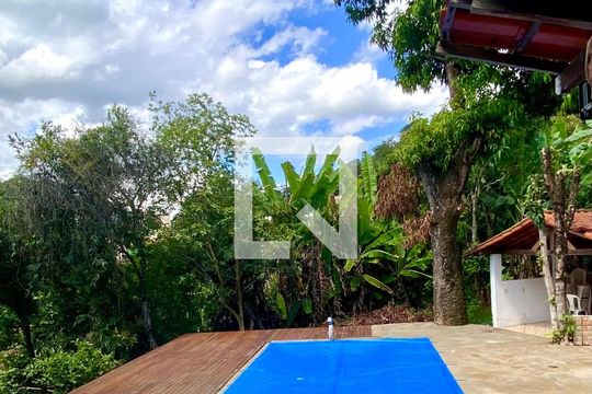 Área externa  de casa à venda com 4 quartos, 3612m² em Vila Duarte, Rio Acima