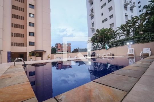 Área comum - Piscina de apartamento para alugar com 1 quarto, 68m² em Vila Andrade, São Paulo