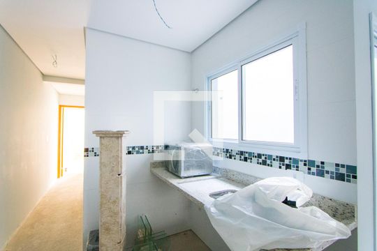 Cozinha de apartamento à venda com 2 quartos, 60m² em Vila Alzira, Santo André