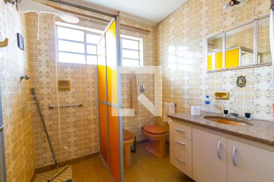 Banheiro Social de casa para alugar com 3 quartos, 150m² em Jardim Copacabana, São Bernardo do Campo