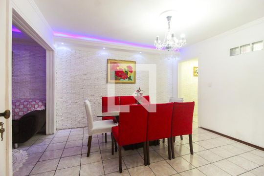 Sala e Sala de Jantar de casa à venda com 4 quartos, 112m² em Vila Suica, São Paulo