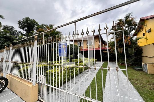 Fachada - Plaquinha de casa de condomínio à venda com 4 quartos, 700m² em Taquara, Rio de Janeiro