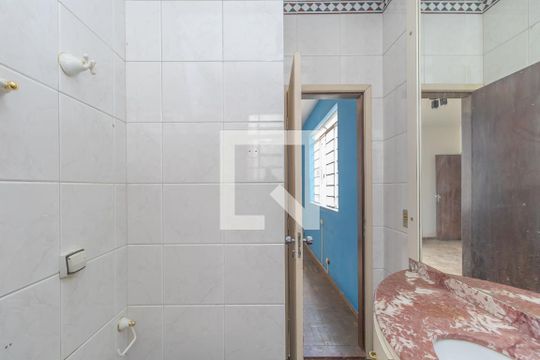 Banheiro de casa para alugar com 3 quartos, 360m² em Cidade Nova, Belo Horizonte