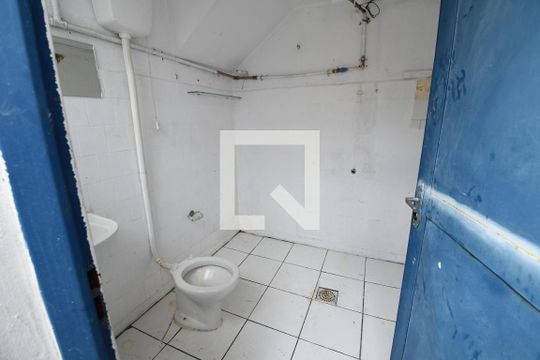 Banheiro de serviço de casa à venda com 2 quartos, 216m² em Vila Industrial (campinas), Campinas