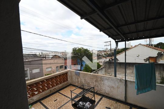 Área de Serviço - Vista de casa à venda com 2 quartos, 216m² em Vila Industrial (campinas), Campinas