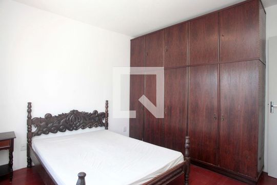 Quarto de apartamento para alugar com 1 quarto, 49m² em São Geraldo, Porto Alegre