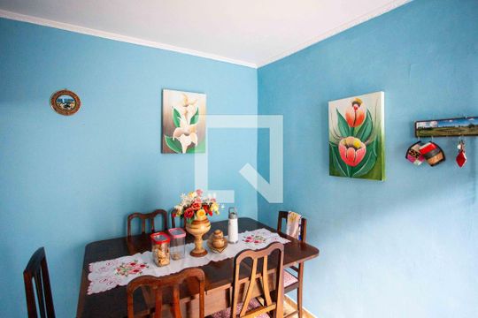 Casa à venda com 5 quartos, 230m² em Casa Grande, Diadema