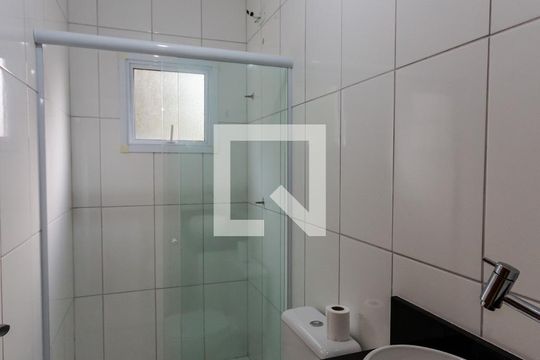 Banheiro  de apartamento à venda com 2 quartos, 38m² em Vila Alpina, Santo André