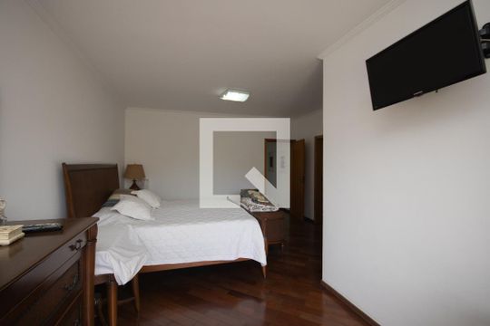 Suite 1 de casa à venda com 3 quartos, 250m² em Jardim Guapira, São Paulo