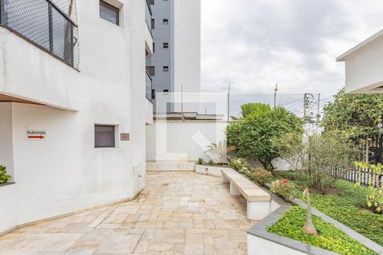 Área comum de apartamento à venda com 3 quartos, 75m² em Vila Brasílio Machado, São Paulo