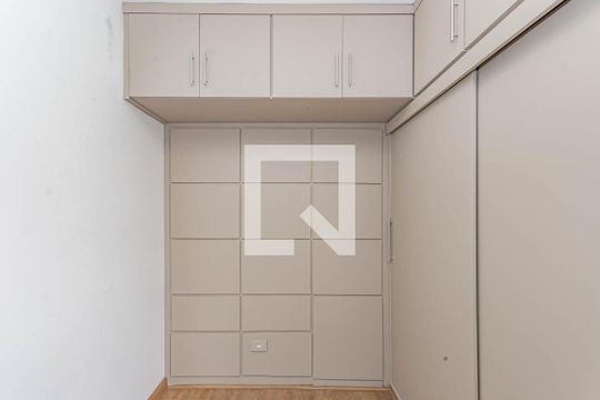 Quarto 1 de apartamento à venda com 3 quartos, 75m² em Vila Brasílio Machado, São Paulo