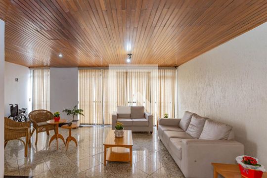 Hall de entrada de apartamento à venda com 3 quartos, 75m² em Vila Brasílio Machado, São Paulo