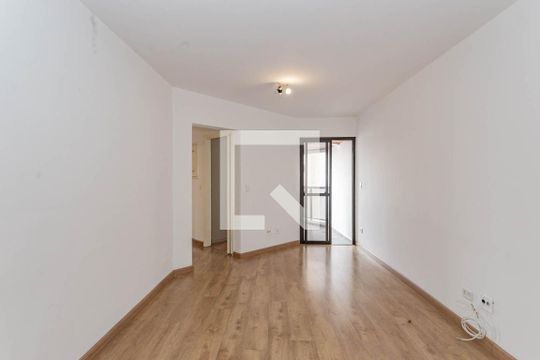 Sala de apartamento à venda com 3 quartos, 75m² em Vila Brasílio Machado, São Paulo