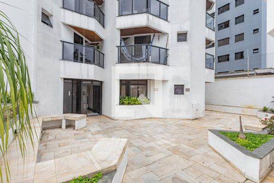 Área comum de apartamento à venda com 3 quartos, 75m² em Vila Brasílio Machado, São Paulo