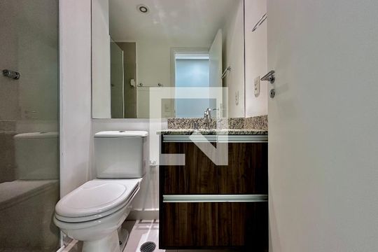 Banheiro Social de apartamento à venda com 2 quartos, 100m² em Jardim Dom Bosco, São Paulo