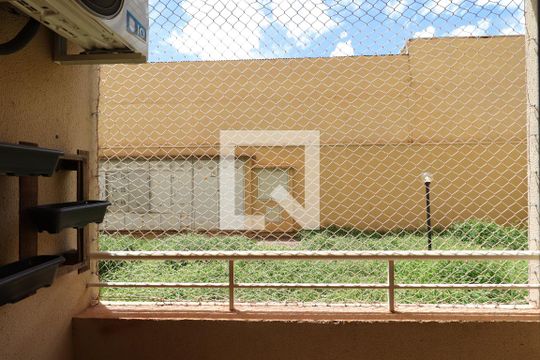 Sacada de apartamento para alugar com 2 quartos, 63m² em Jardim Zara, Ribeirão Preto