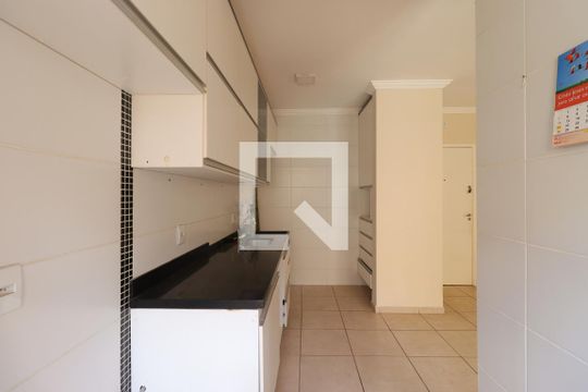 Cozinha de apartamento para alugar com 2 quartos, 63m² em Jardim Zara, Ribeirão Preto