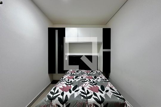 Quarto de apartamento para alugar com 1 quarto, 30m² em Santo Amaro, São Paulo