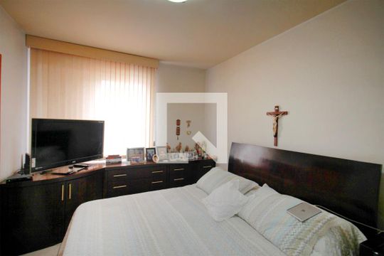 Suite de apartamento à venda com 3 quartos, 198m² em Santo Antônio, Belo Horizonte
