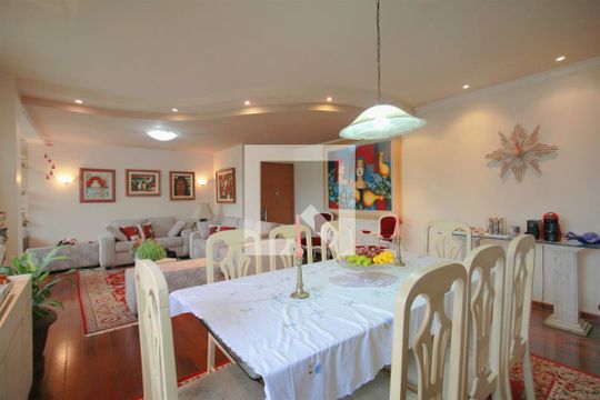 Sala de apartamento à venda com 3 quartos, 198m² em Santo Antônio, Belo Horizonte