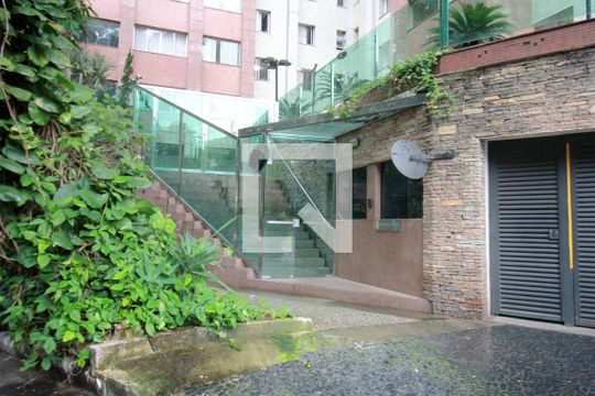 Fachada de apartamento à venda com 3 quartos, 198m² em Santo Antônio, Belo Horizonte