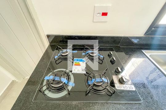Cozinha de apartamento à venda com 2 quartos, 84m² em Pinheiros, São Paulo