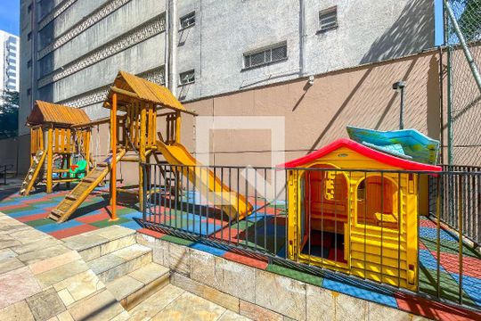 Área comum - Playground de apartamento à venda com 2 quartos, 84m² em Pinheiros, São Paulo