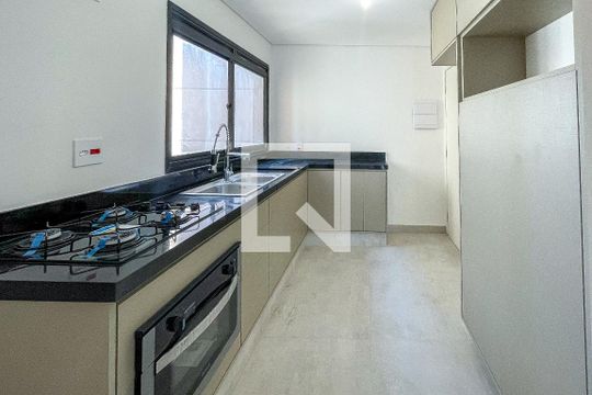 Cozinha de apartamento à venda com 2 quartos, 84m² em Pinheiros, São Paulo