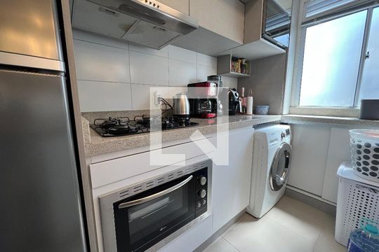 Cozinha e Área de Serviço de apartamento à venda com 2 quartos, 40m² em Rondônia, Novo Hamburgo