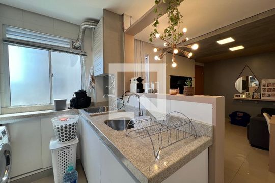Cozinha e Área de Serviço de apartamento à venda com 2 quartos, 40m² em Rondônia, Novo Hamburgo